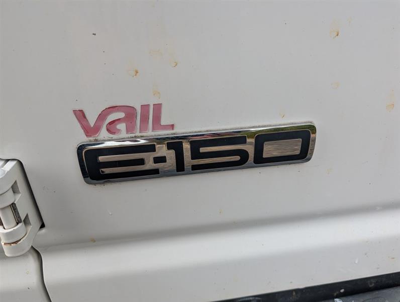Ford Econoline E-150 2010
