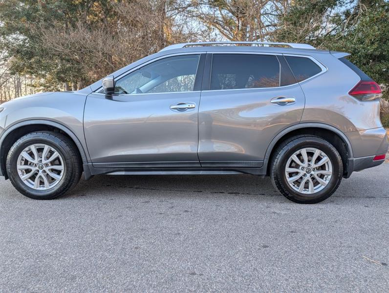 Nissan Rogue SV 2WD 2018