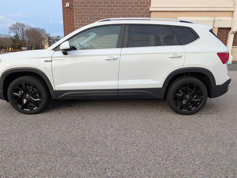 Volkswagen Taos SE 2022