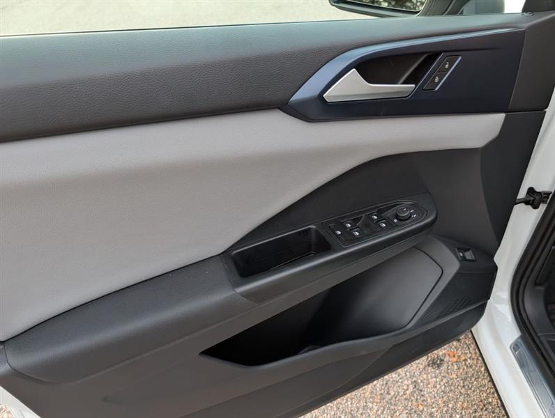 Volkswagen Taos SE 2022