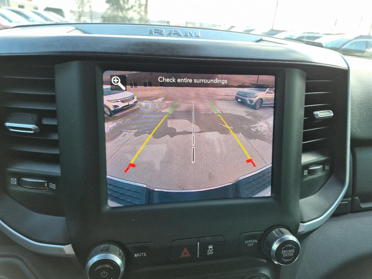 RAM 2500 Tradesman Crew Cab SWB 4WD 2021