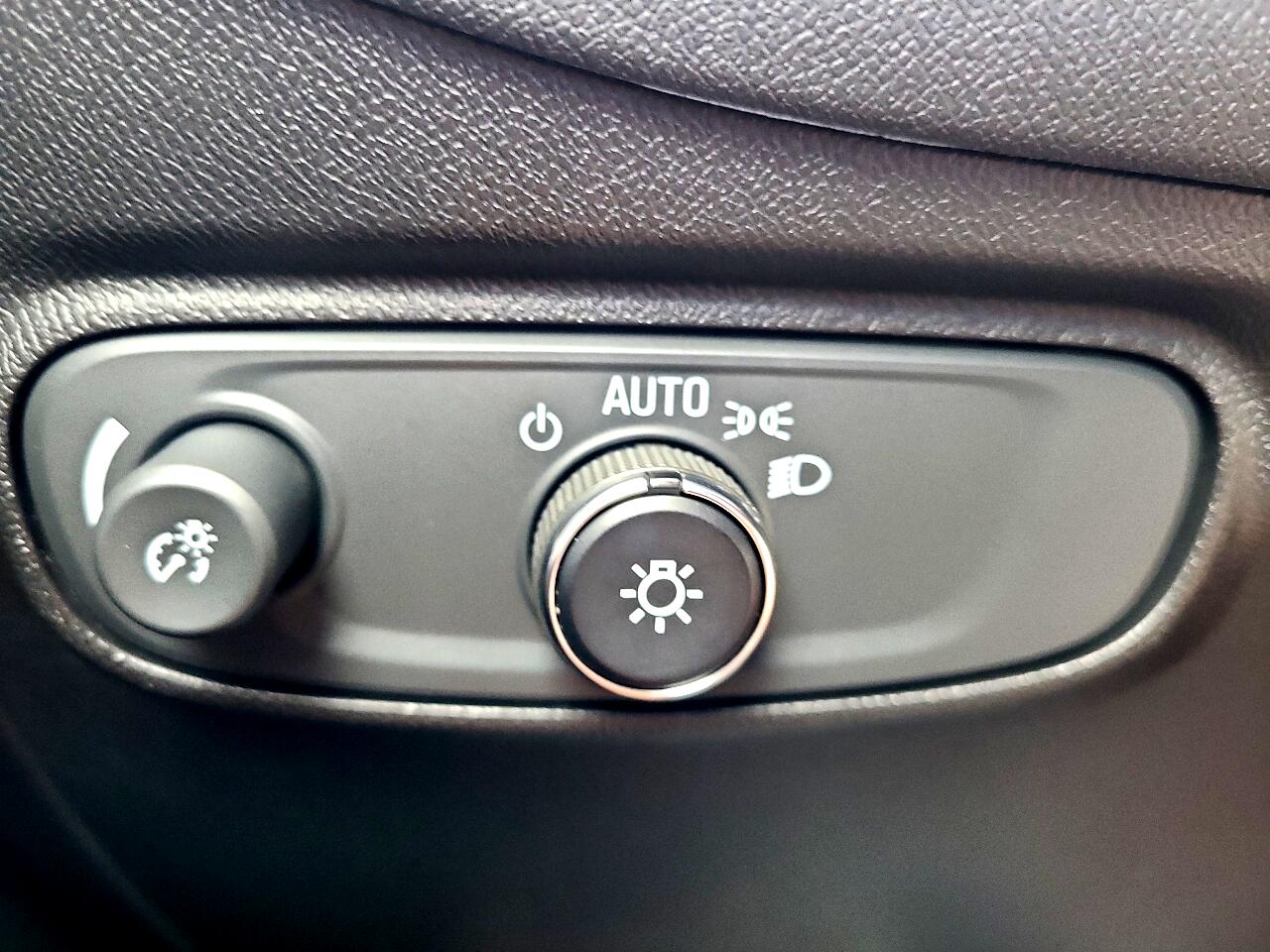 Chevrolet Equinox AWD 4dr LS w/1FL 2021 Chevrolet Equinox AWD 4dr LS w/1FL 2021