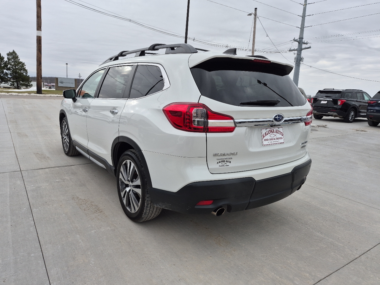 Subaru Ascent Touring 2022