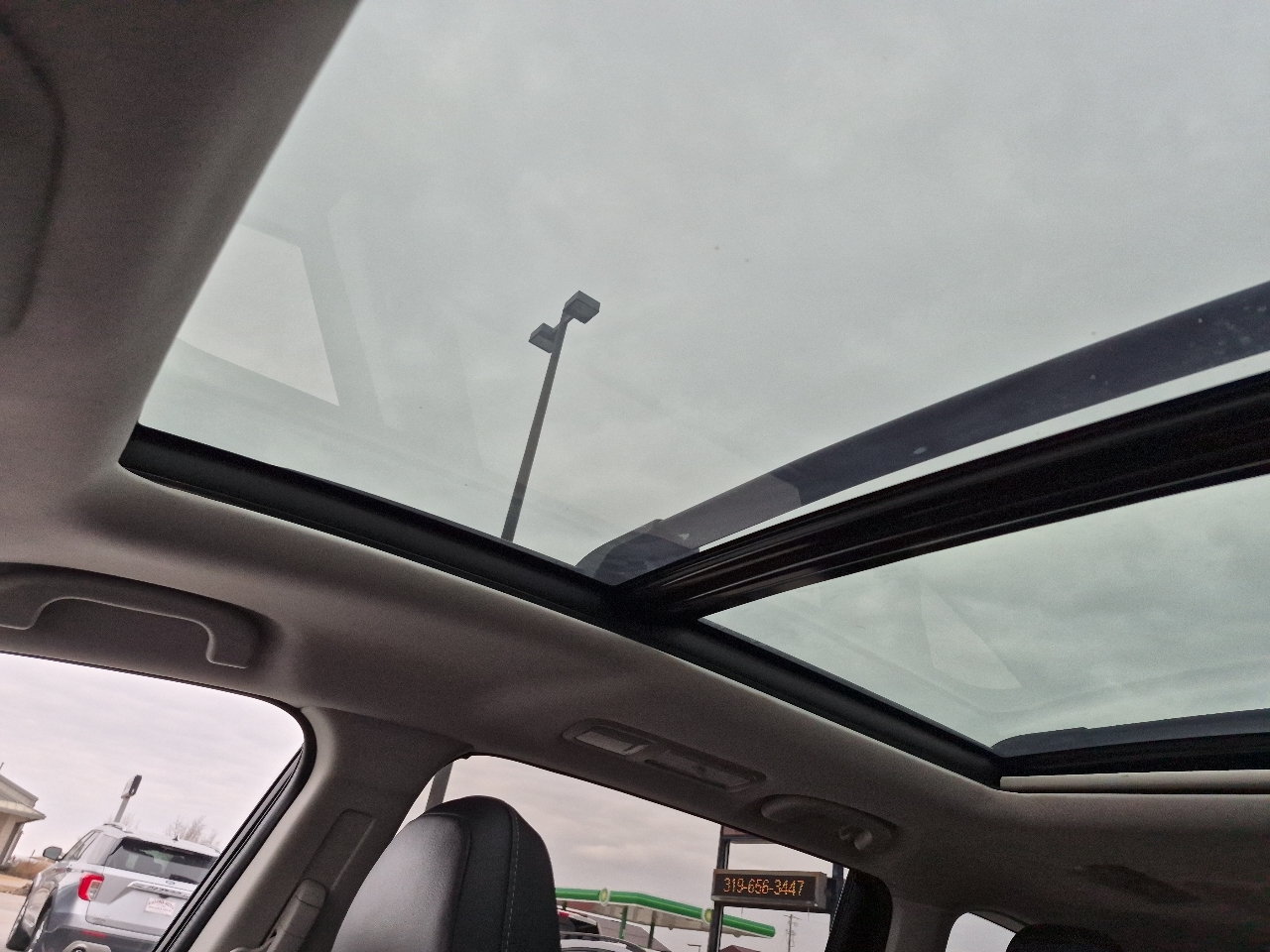 Subaru Ascent Touring 2022