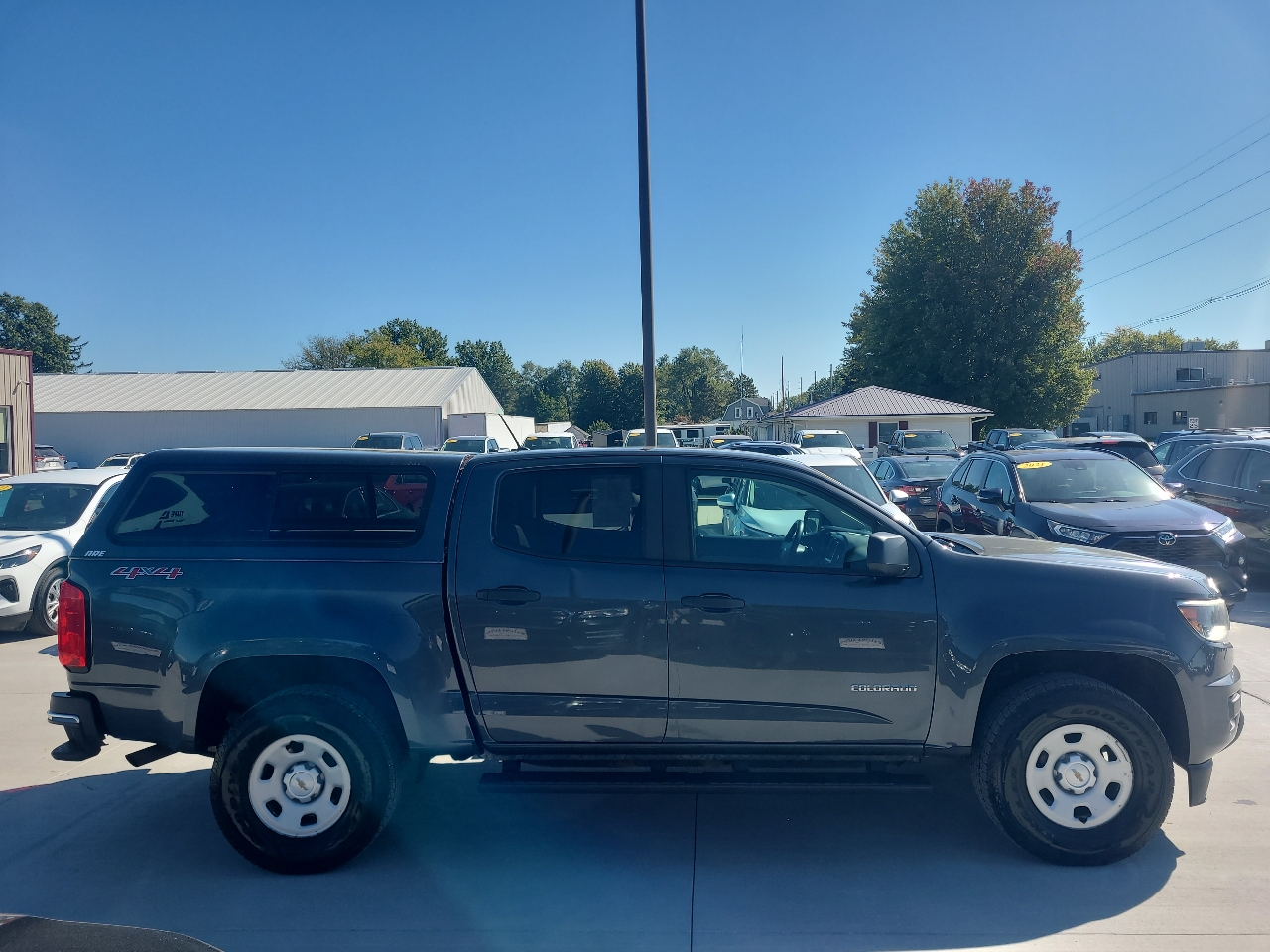 2017 Chevrolet Colorado Work Truck photo 4
