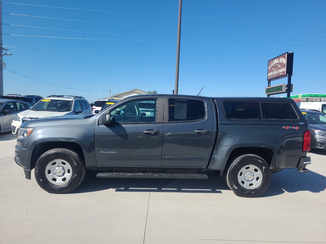 2017 Chevrolet Colorado Work Truck photo 8