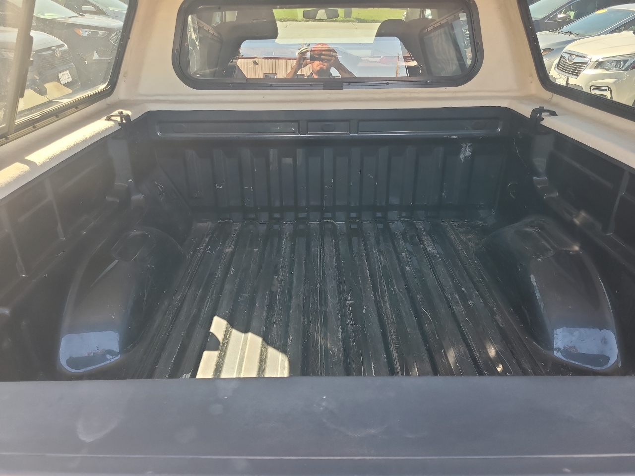 2017 Chevrolet Colorado Work Truck photo 9