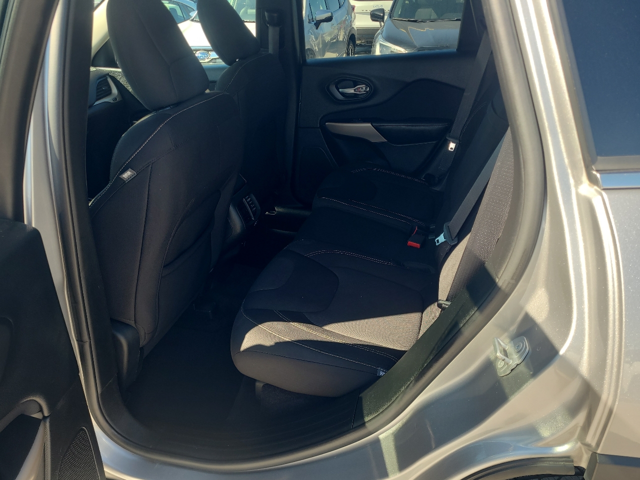 2017 Jeep Cherokee Latitude photo 11
