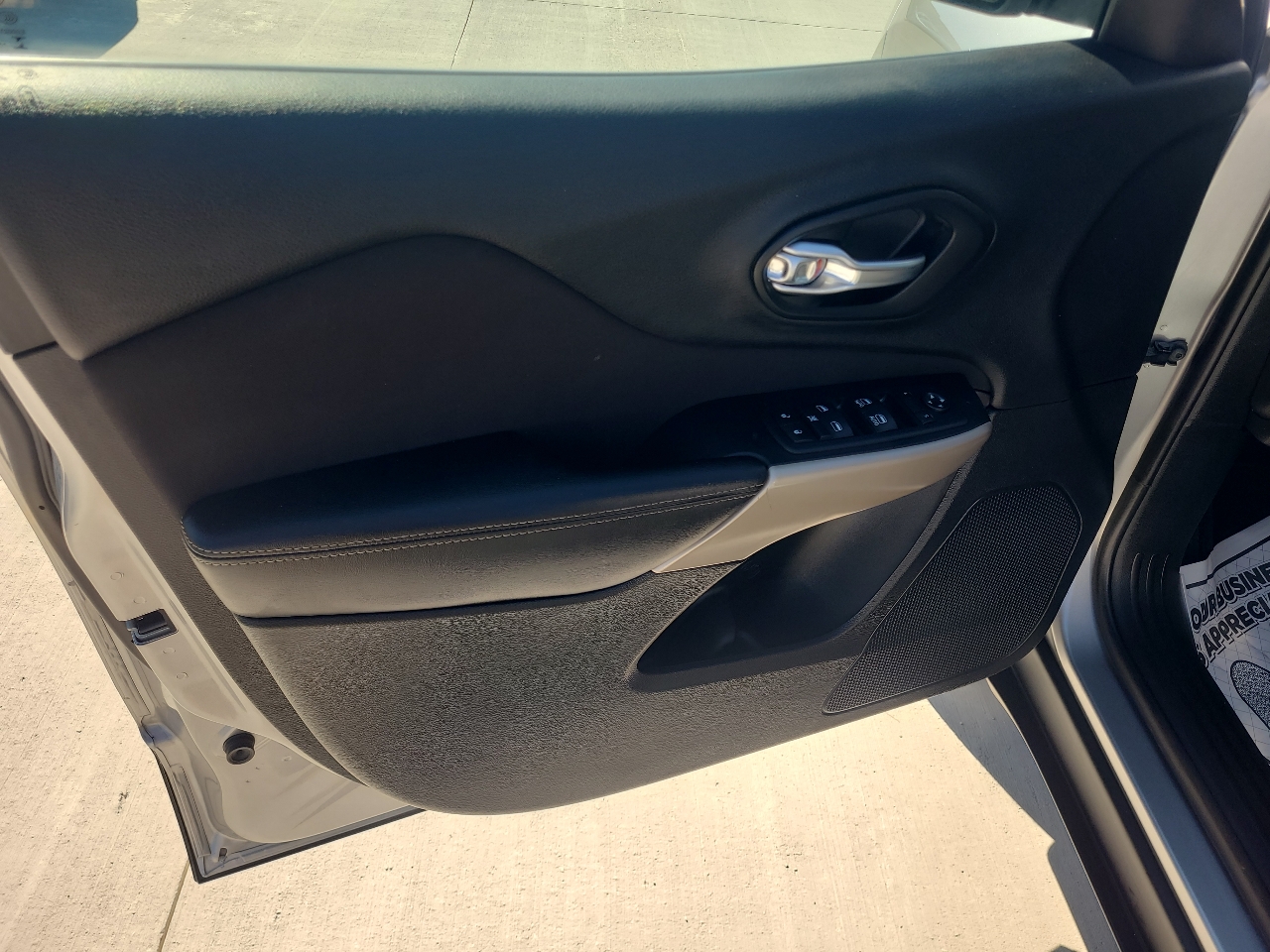 2017 Jeep Cherokee Latitude photo 12