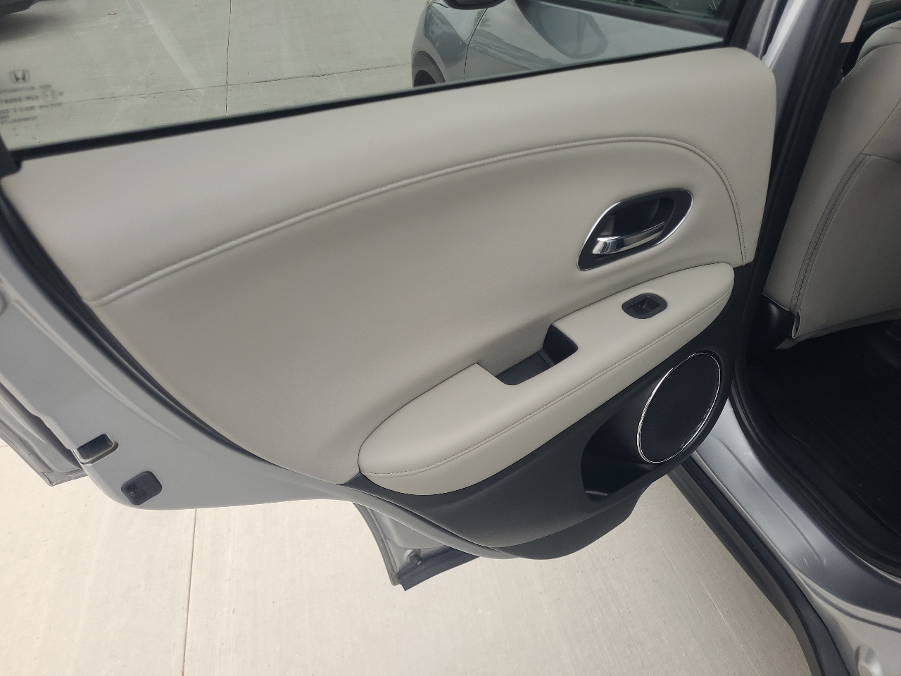 Honda HR-V EX-L 4D SUV w/Nav AWD 2017 Honda HR-V EX-L 4D SUV w/Nav AWD 2017