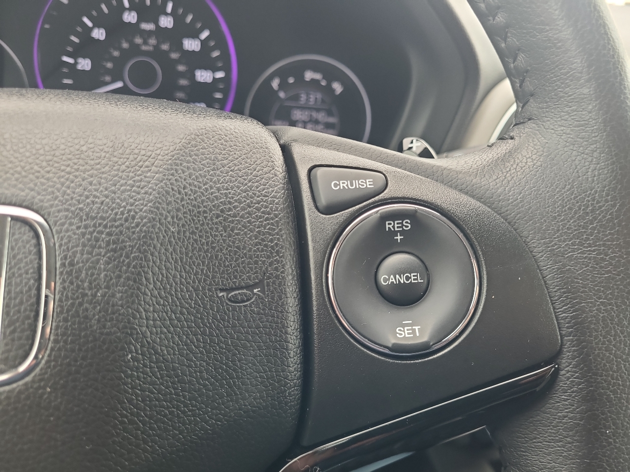 Honda HR-V EX-L 4D SUV w/Nav AWD 2017 Honda HR-V EX-L 4D SUV w/Nav AWD 2017