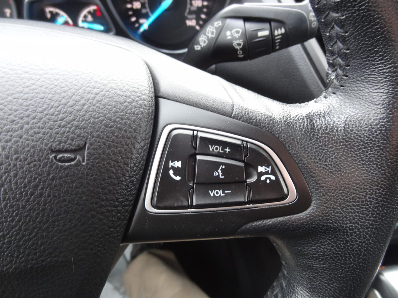 Ford Escape SEL 4WD 2019