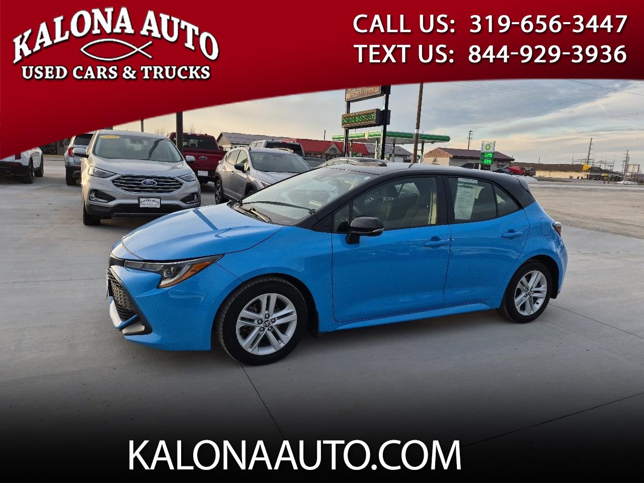 2022 Toyota Corolla Hatchback SE's photo