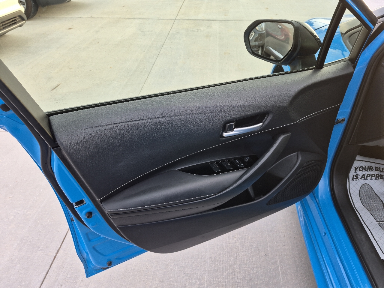 Toyota Corolla SE Hatchback 2022