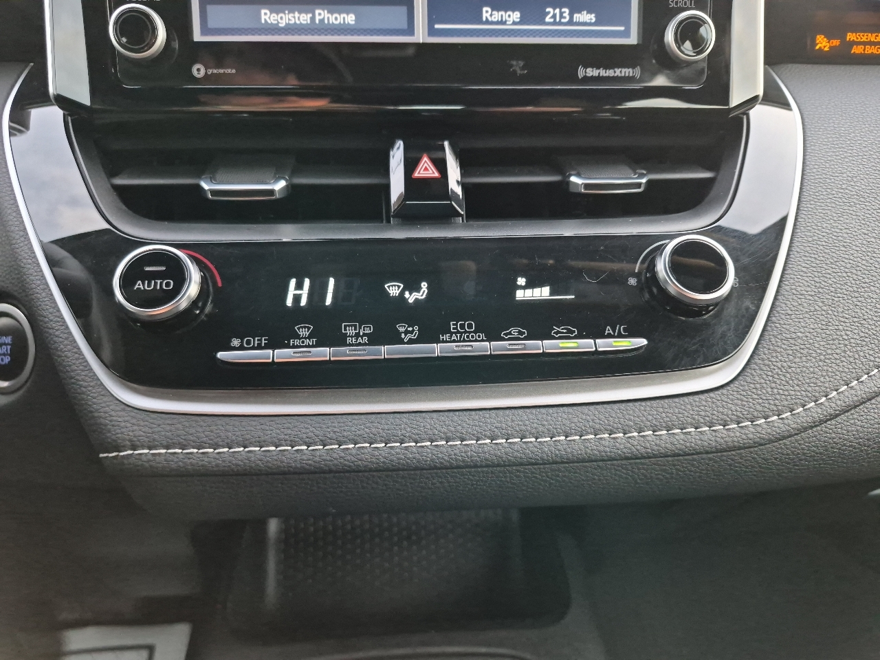 Toyota Corolla SE Hatchback 2022