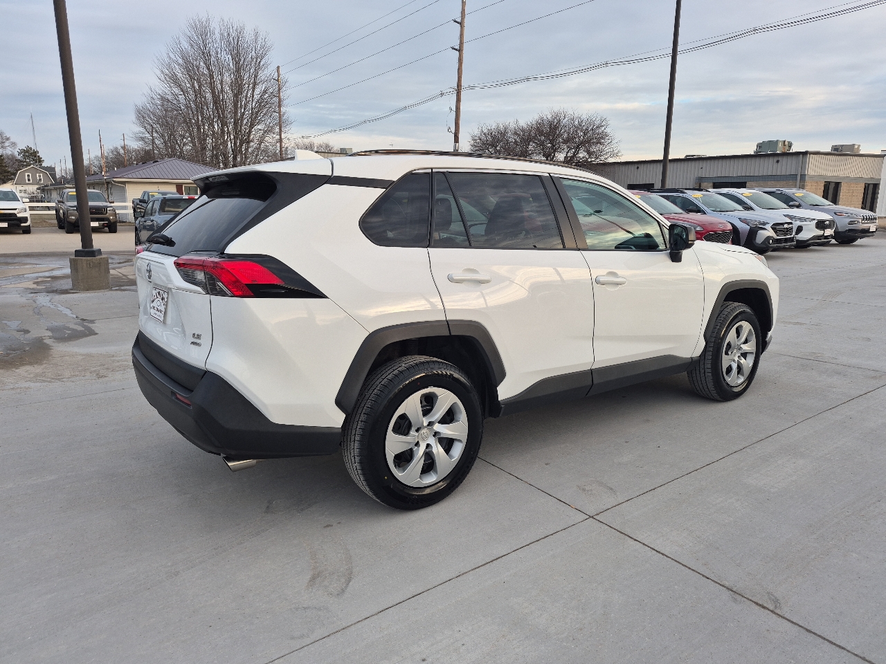 Toyota RAV4 LE AWD 2020