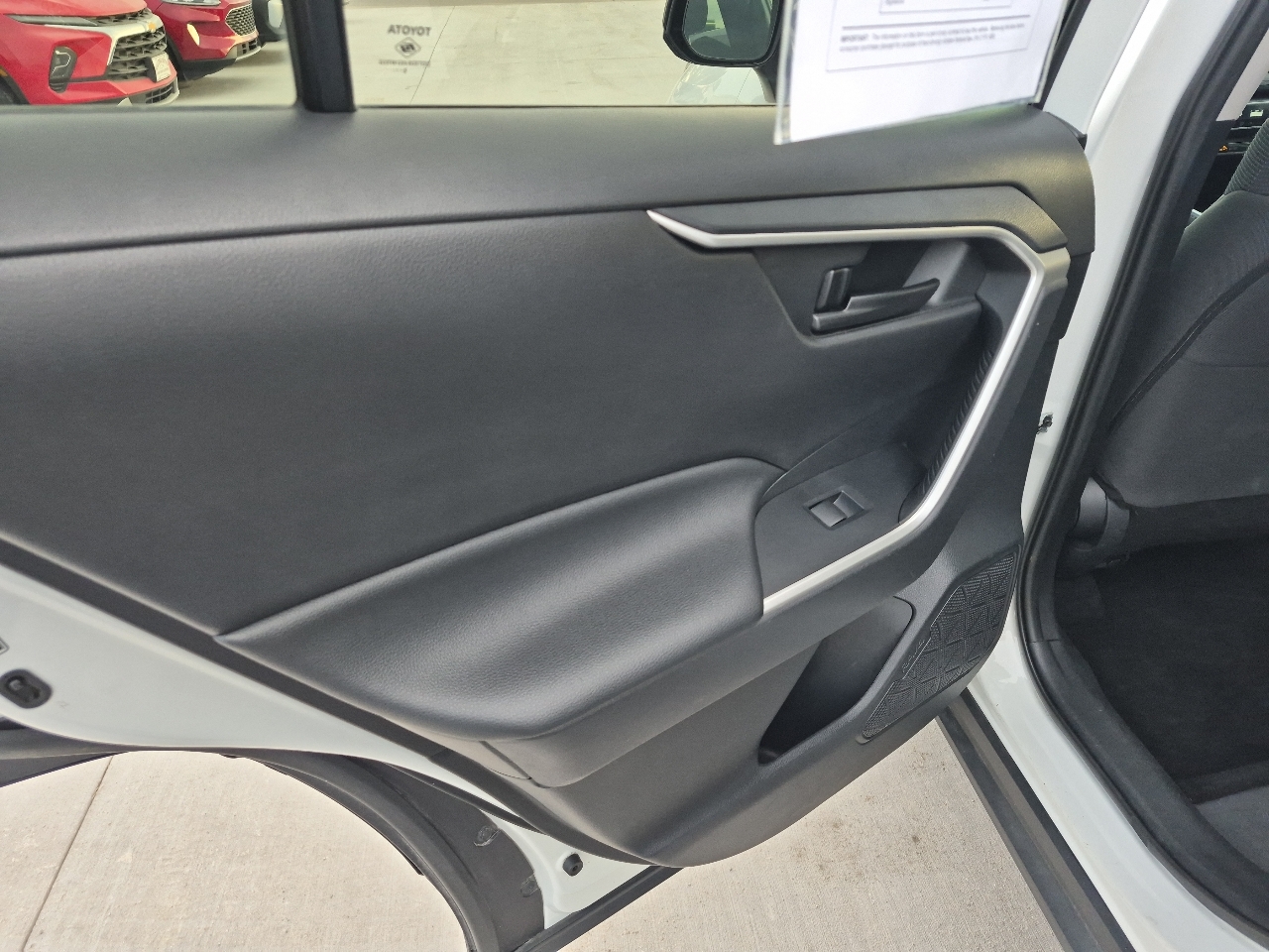 Toyota RAV4 LE AWD 2020