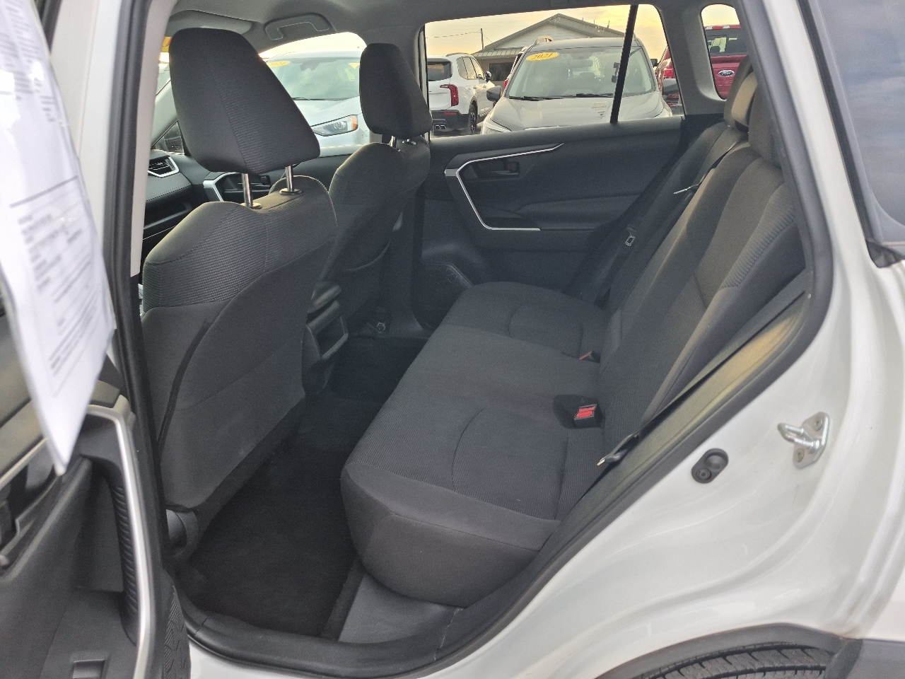 Toyota RAV4 LE AWD 2020