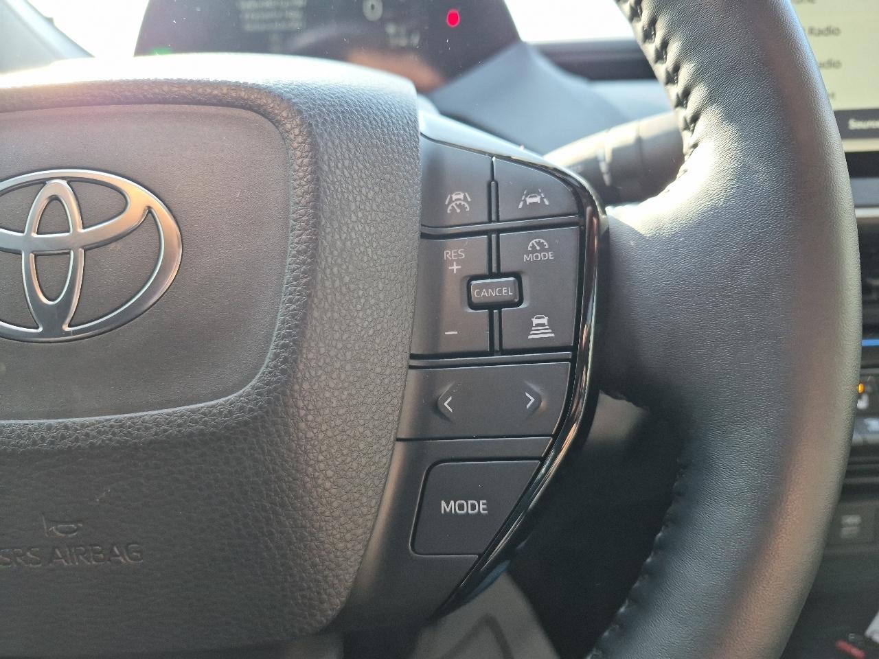 Toyota Prius XLE 2024