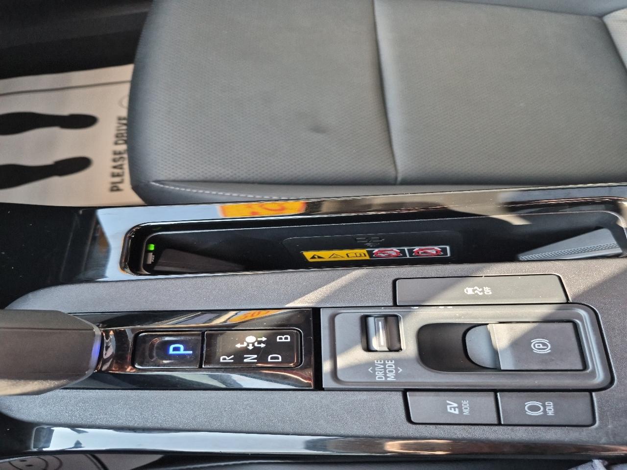 Toyota Prius XLE 2024