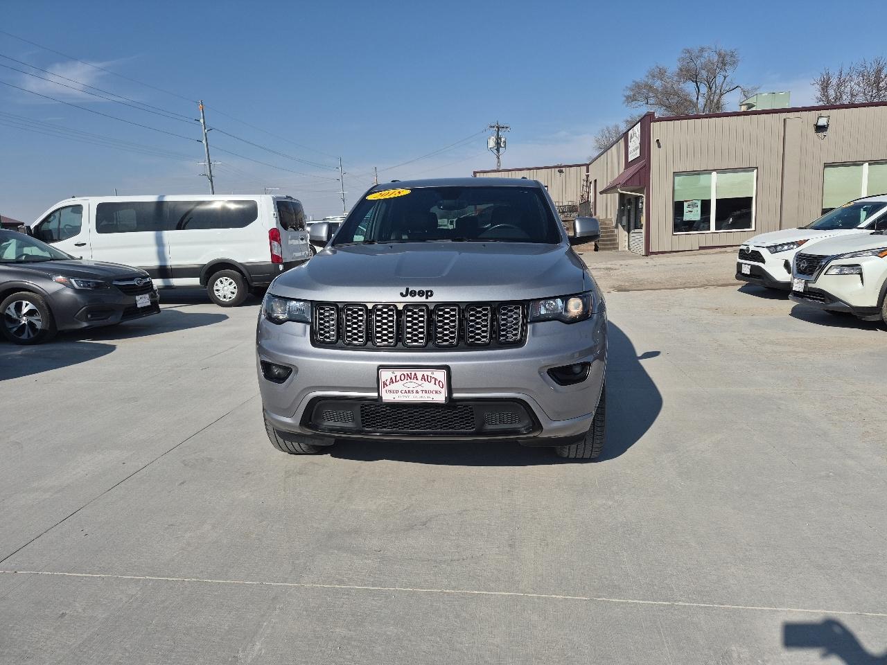 Jeep Grand Cherokee Laredo 4WD 2018