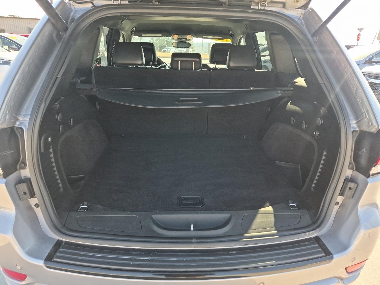 Jeep Grand Cherokee Laredo 4WD 2018