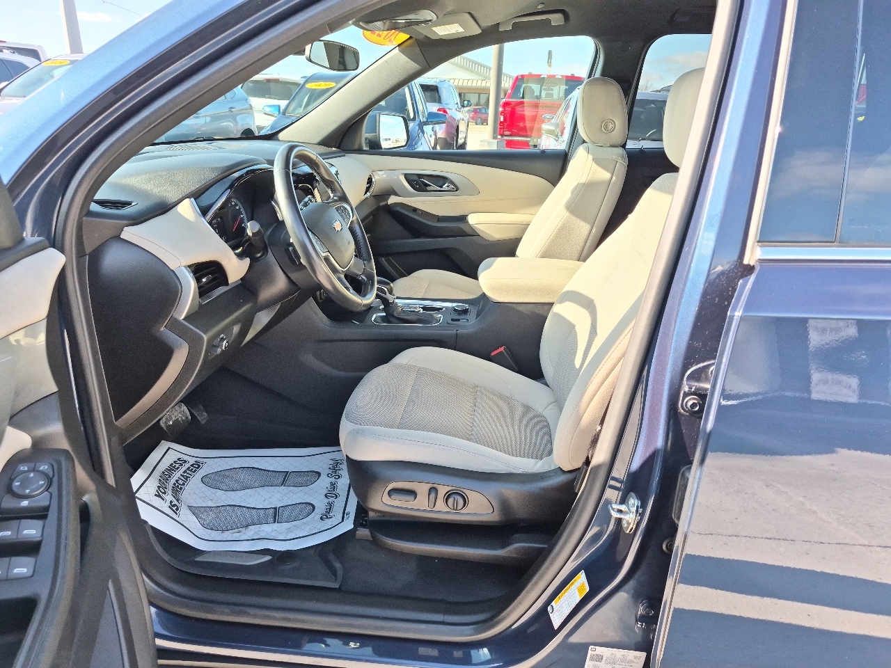 Chevrolet Traverse AWD 4dr LT Cloth w/2FL 2022