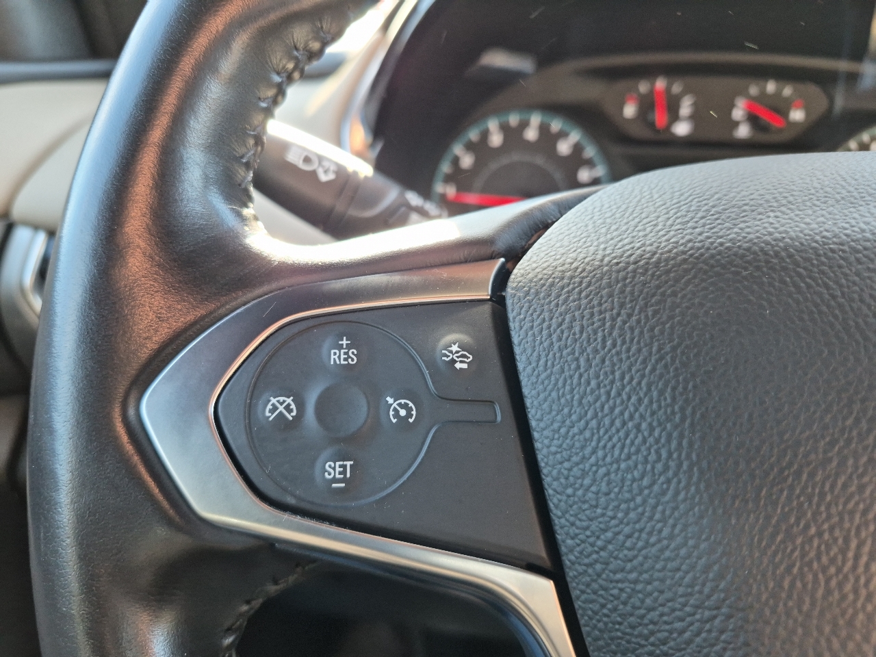 Chevrolet Traverse AWD 4dr LT Cloth w/2FL 2022