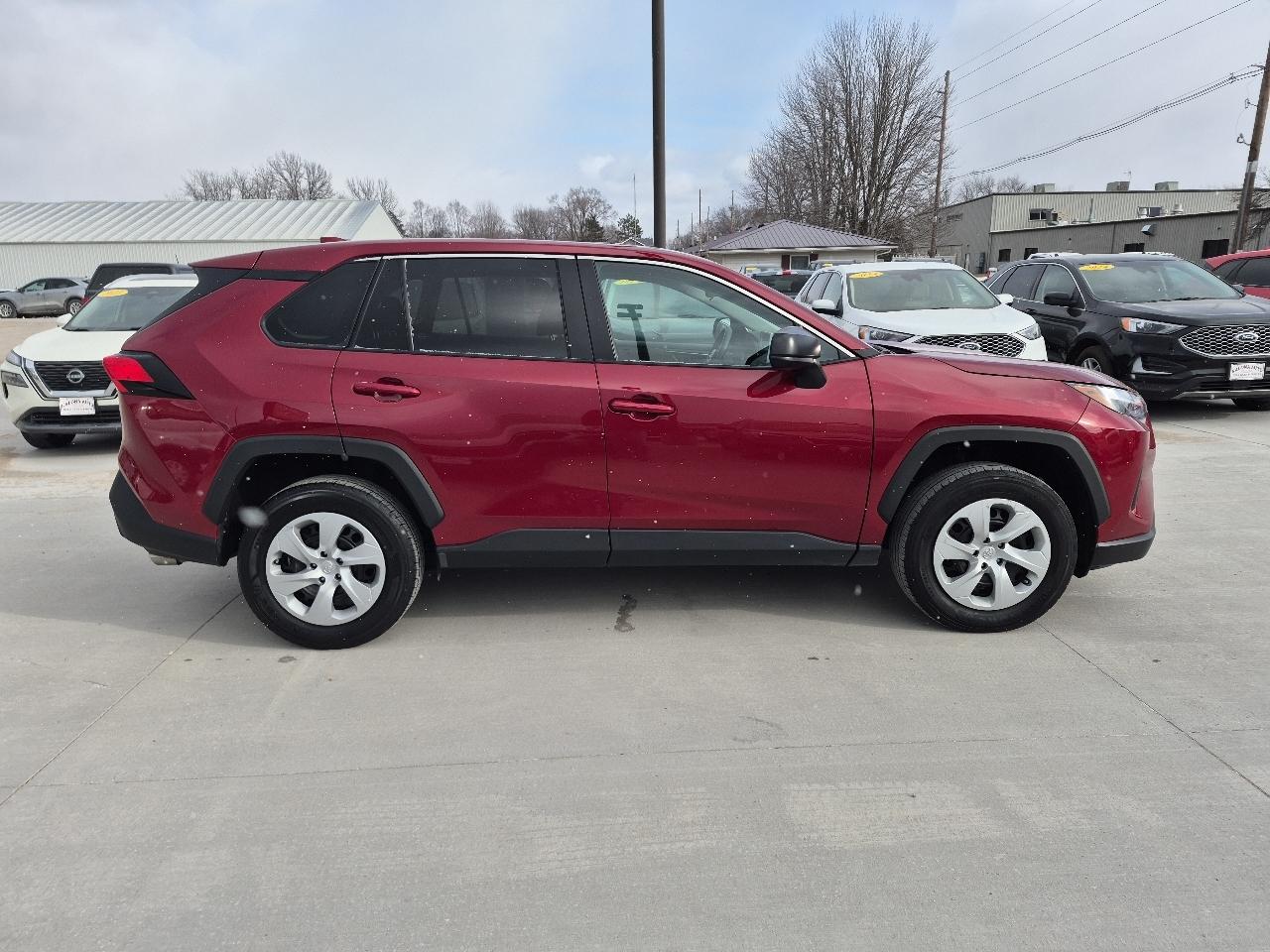 Toyota RAV4 LE AWD 2024