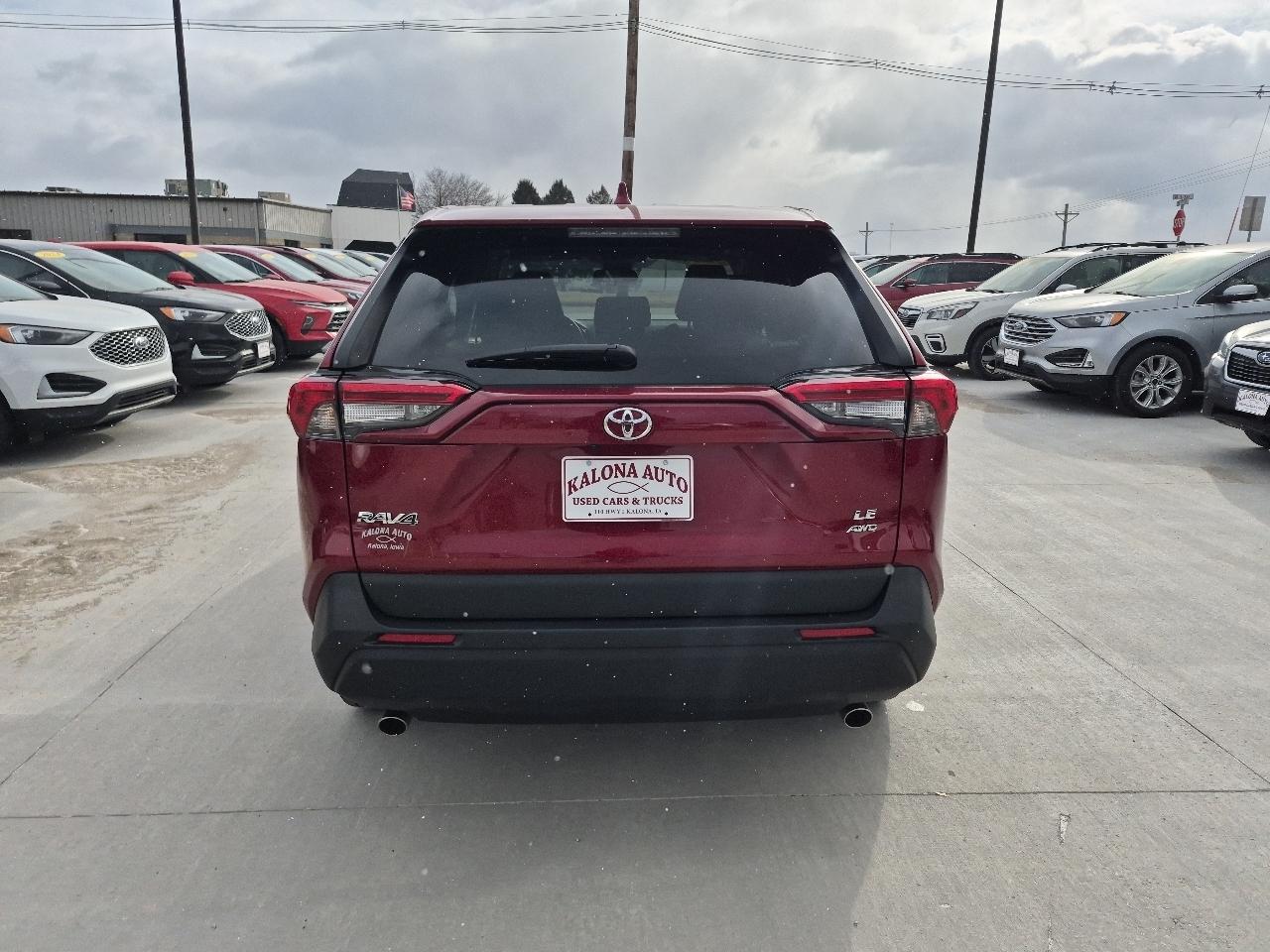 Toyota RAV4 LE AWD 2024