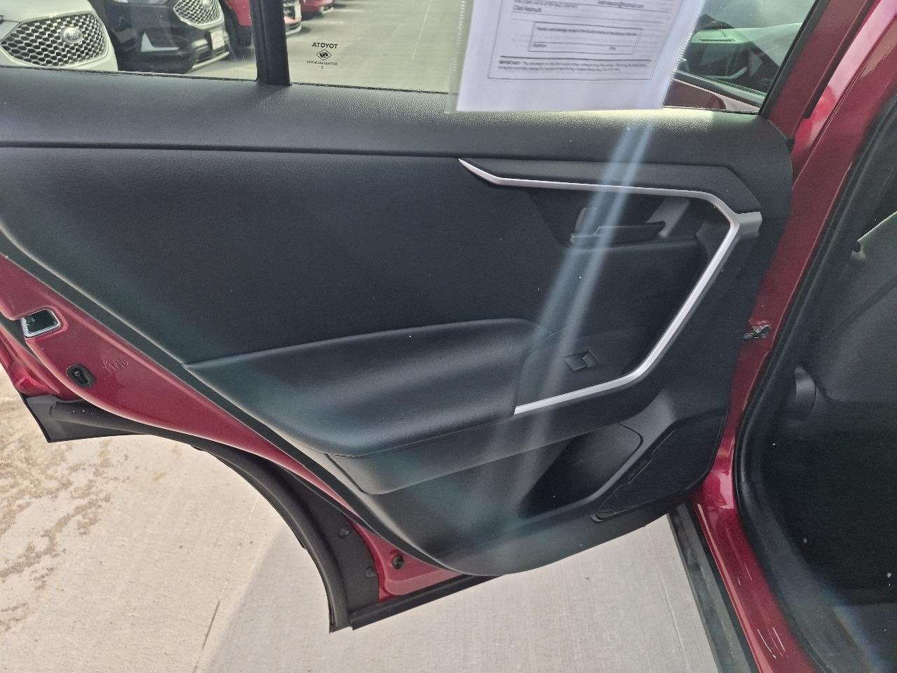 Toyota RAV4 LE AWD 2024