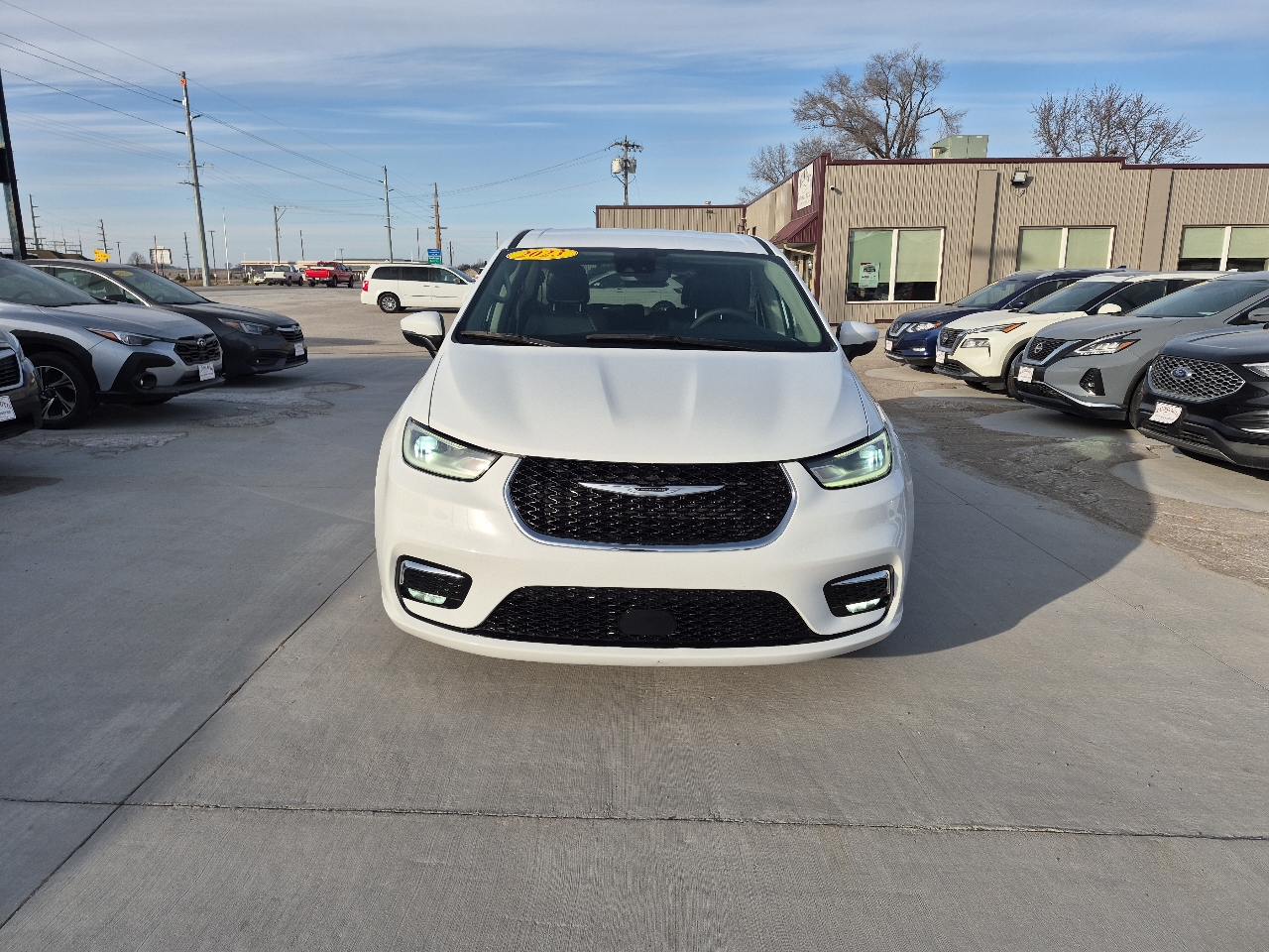 Chrysler Pacifica Touring L 2023