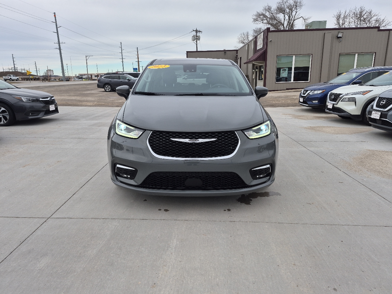 Chrysler Pacifica Touring L 2023