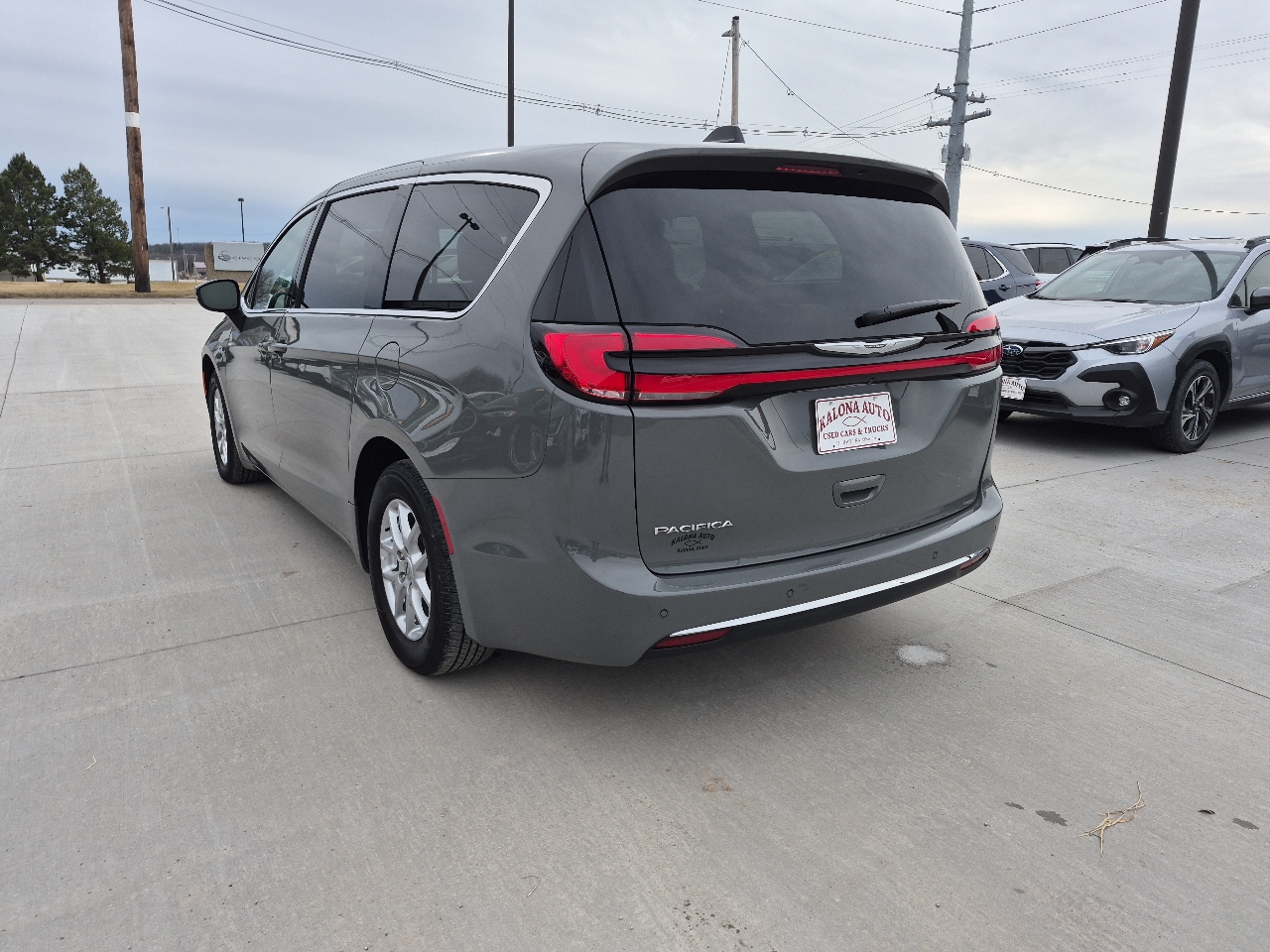 Chrysler Pacifica Touring L 2023