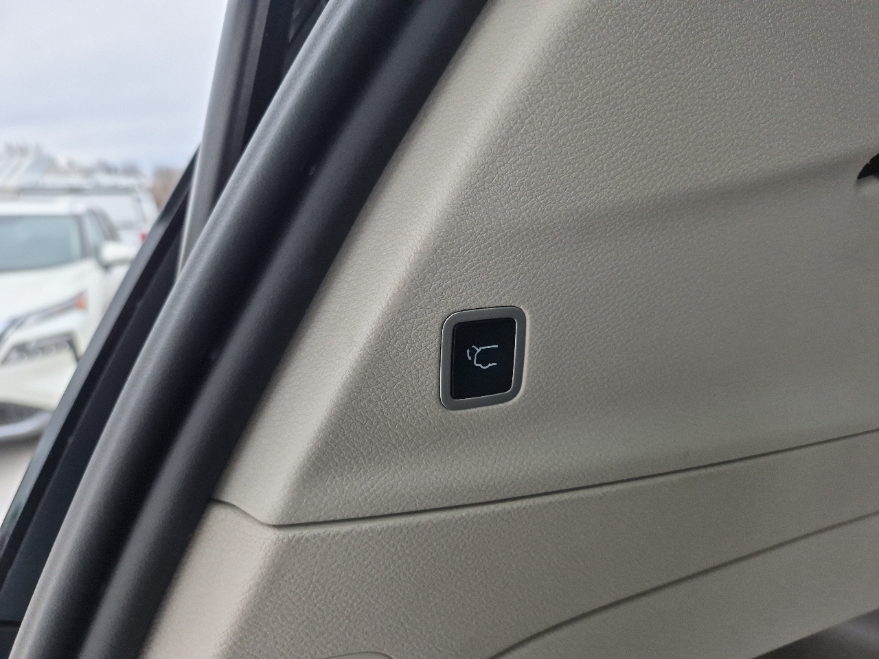 Chrysler Pacifica Touring L 2023