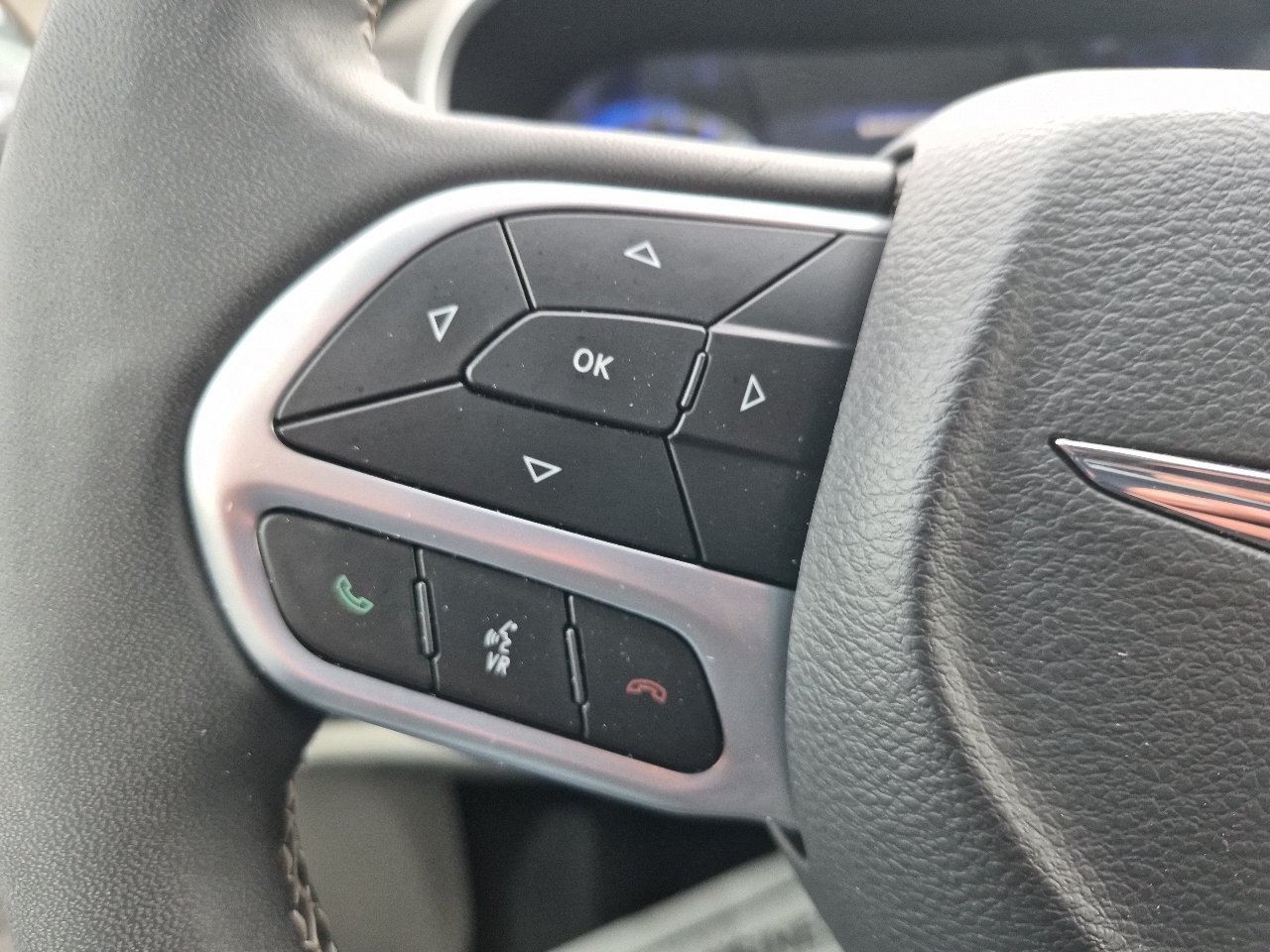 Chrysler Pacifica Touring L 2023