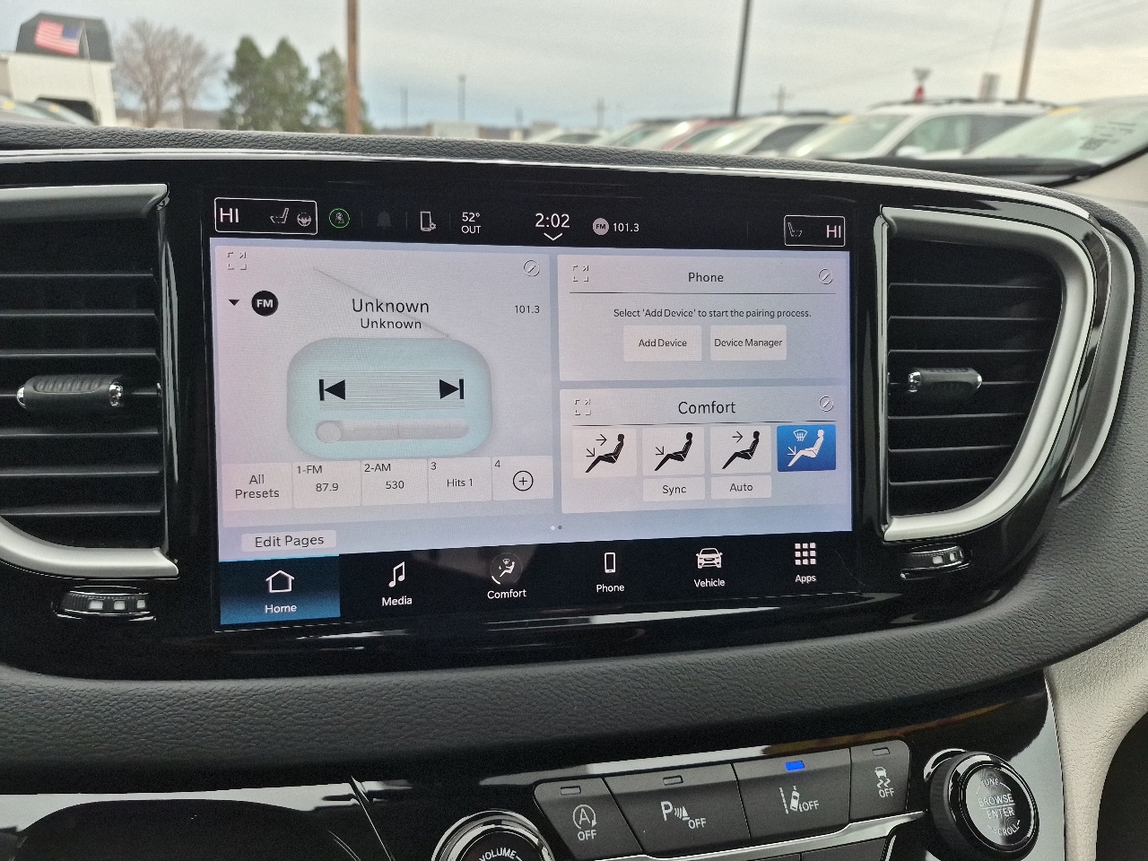 Chrysler Pacifica Touring L 2023