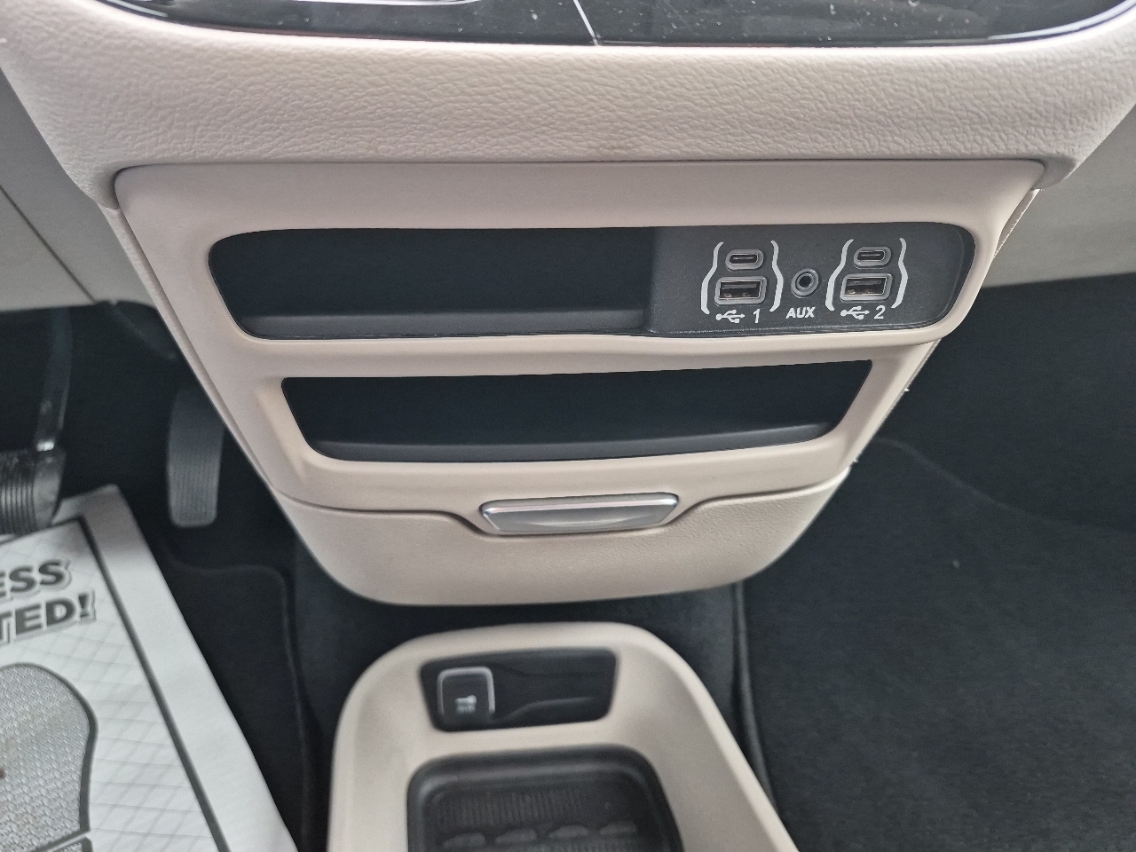 Chrysler Pacifica Touring L 2023