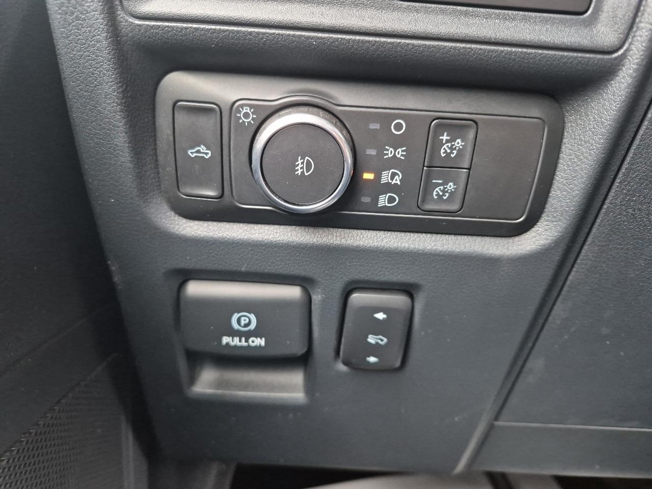 Ford F-150 4WD SuperCab 145" XLT 2022