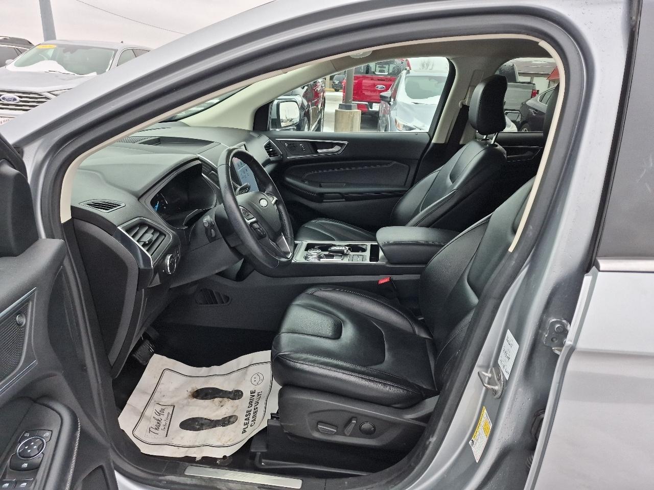 Ford Edge Titanium AWD 2022