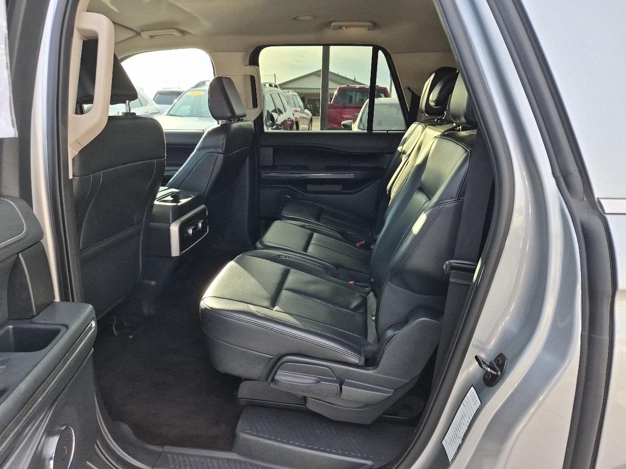 Ford Expedition MAX XLT 4WD 2023