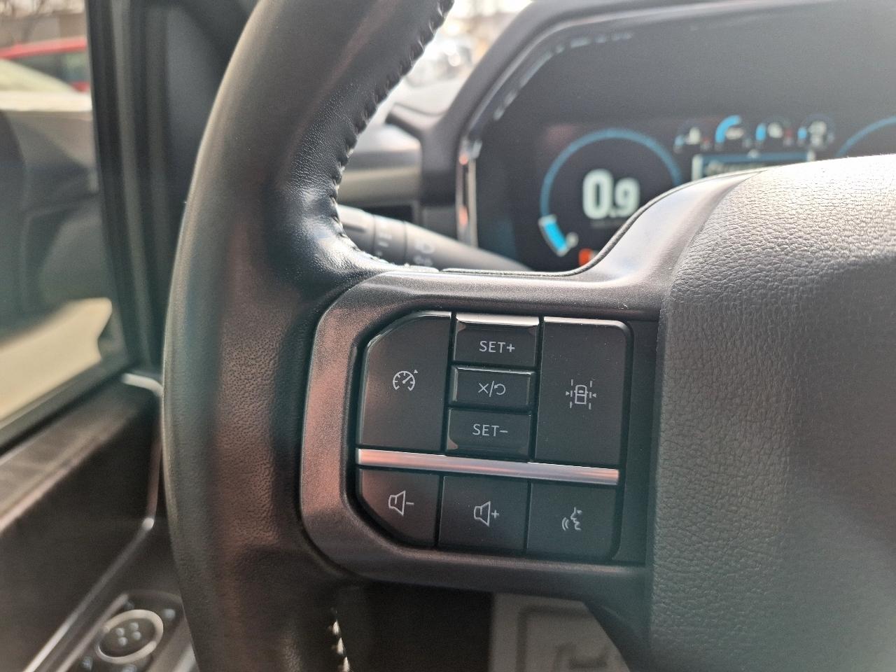 Ford F-150 Lariat SuperCrew 5.5-ft. Bed 4WD 2023