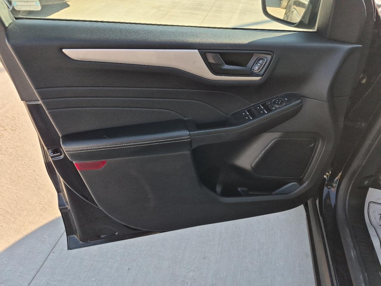 Ford Escape SE AWD 2022