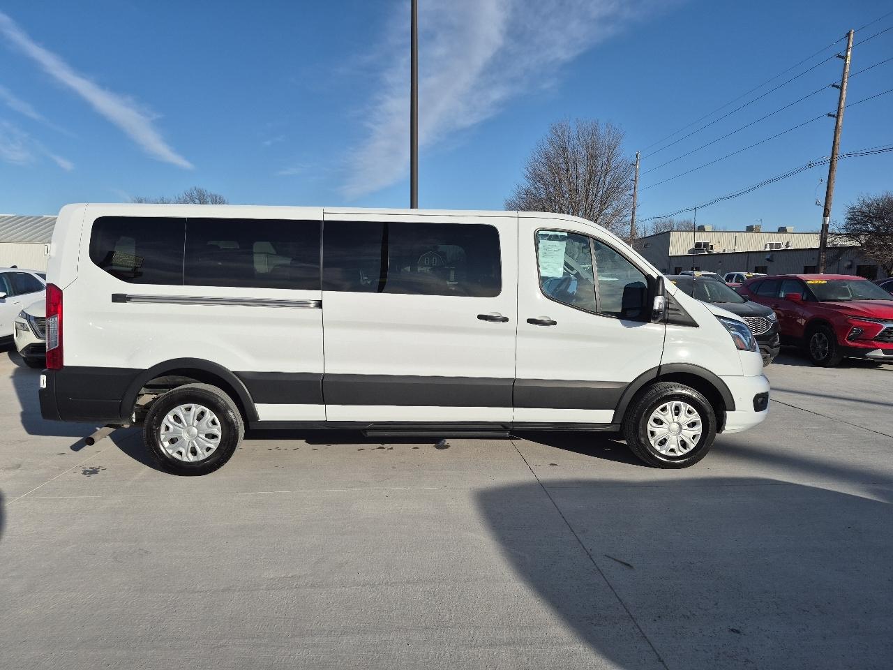 Ford Transit 350 Wagon Low Roof XL w/Sliding Pass. 148-in. WB 2023