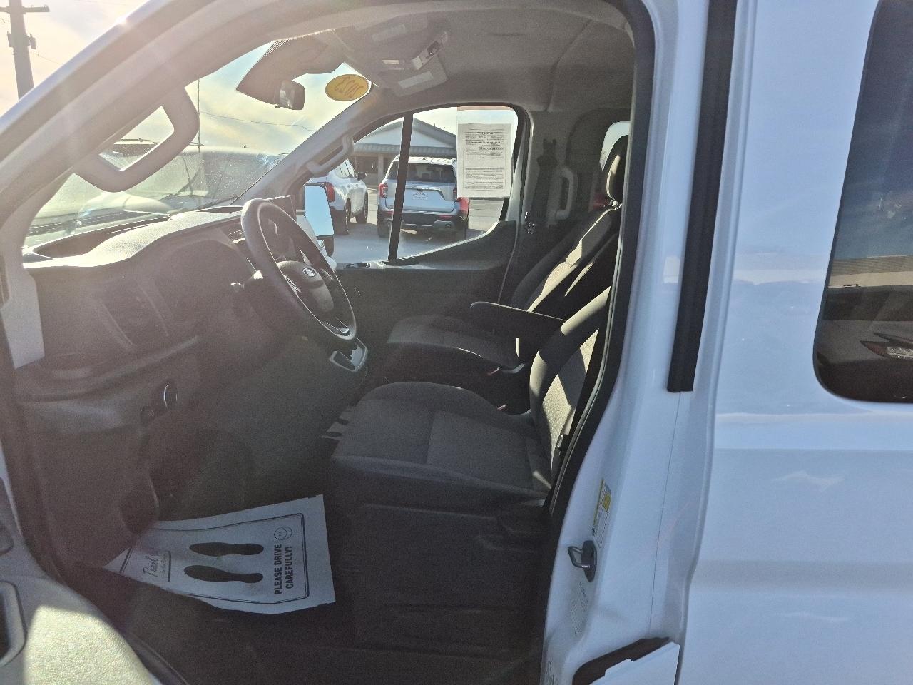 Ford Transit 350 Wagon Low Roof XL w/Sliding Pass. 148-in. WB 2023