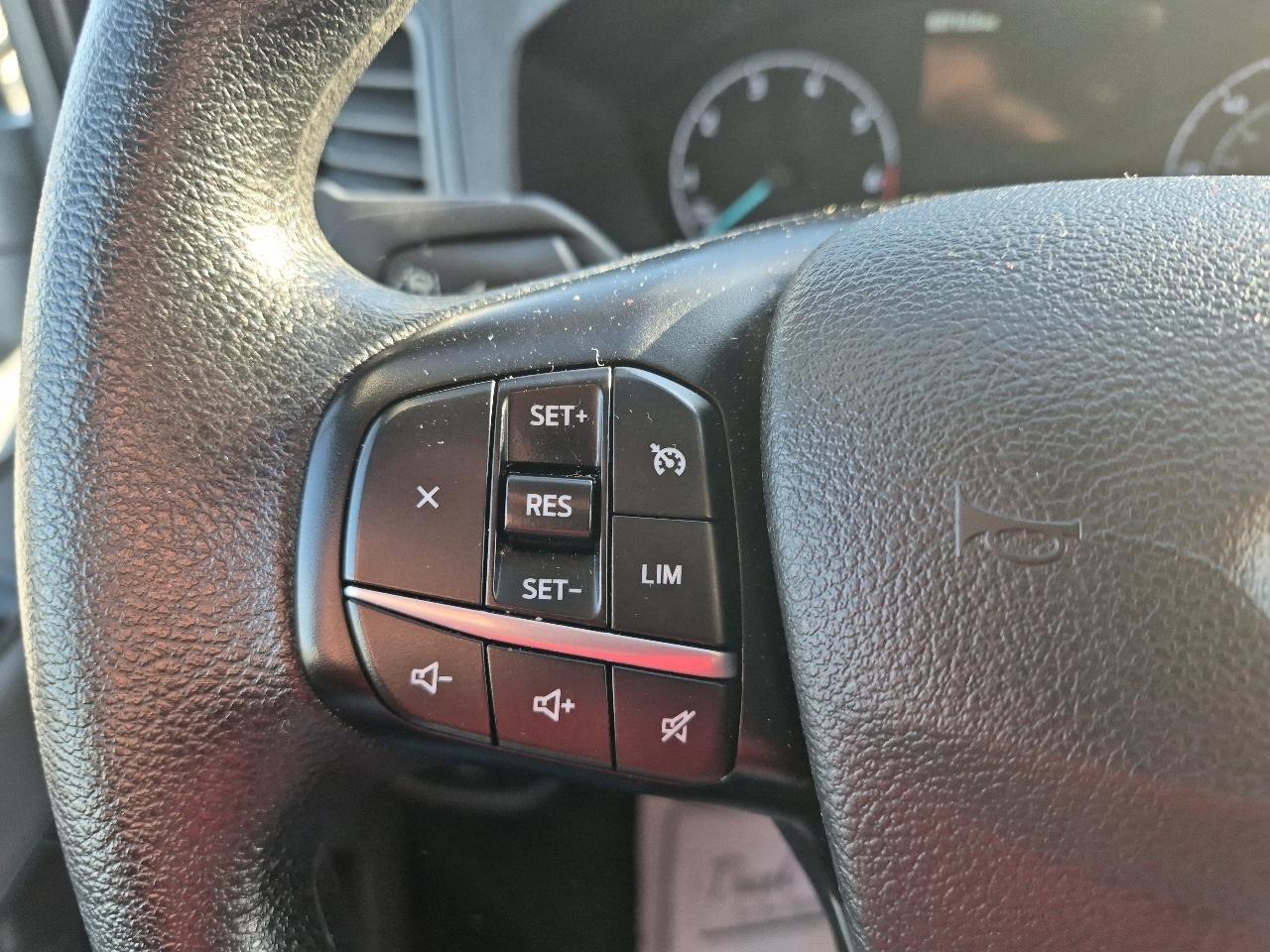 Ford Transit 350 Wagon Low Roof XL w/Sliding Pass. 148-in. WB 2023