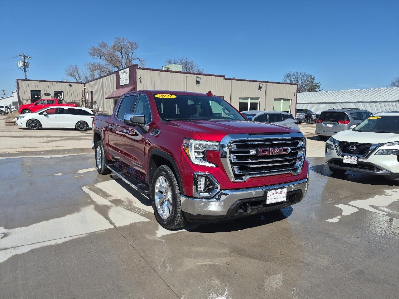 GMC Sierra 1500 SLT Crew Cab Short Box 4WD 2021