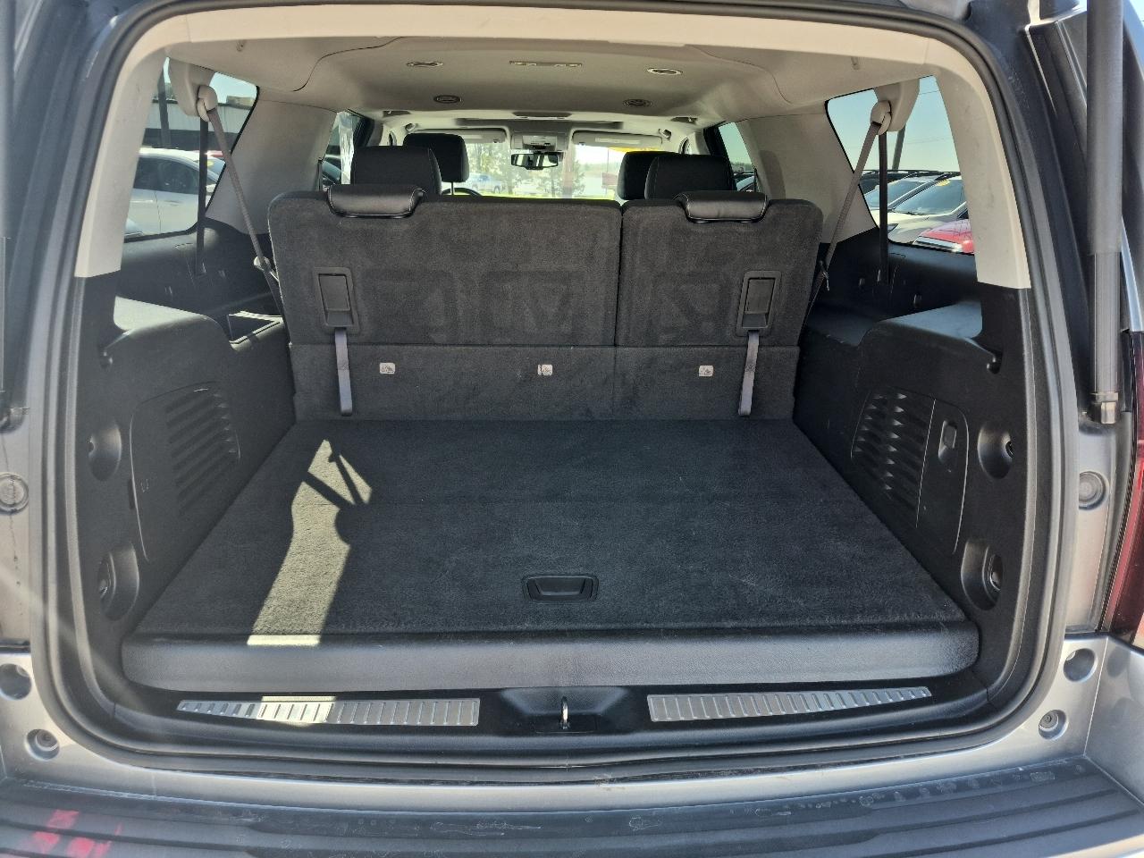 Chevrolet Suburban LT 4WD 2019