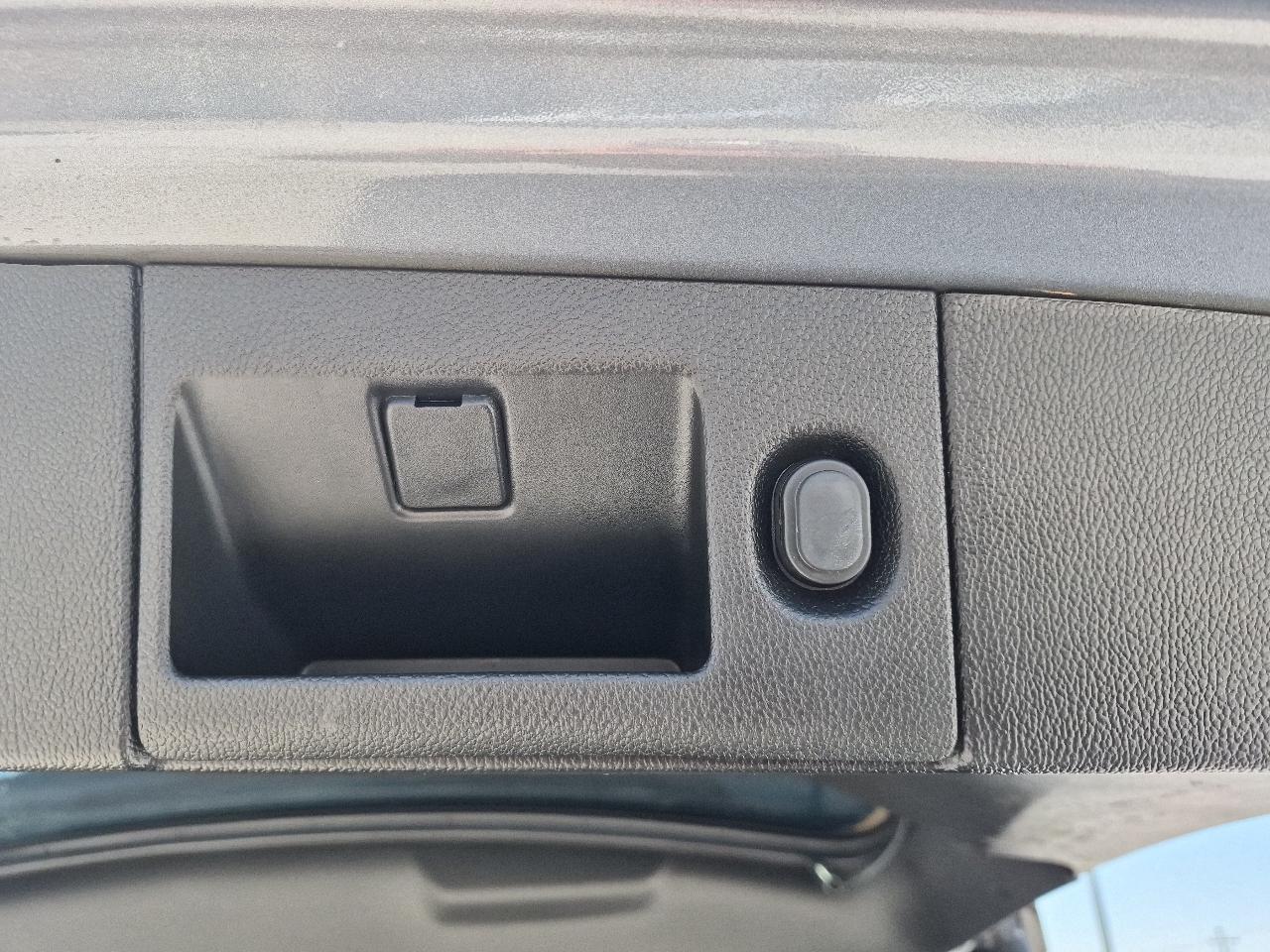 Chevrolet Suburban LT 4WD 2019