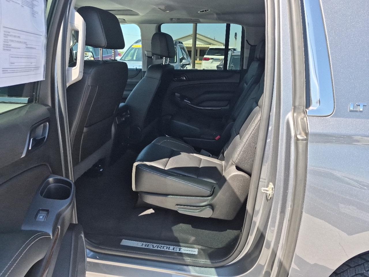 Chevrolet Suburban LT 4WD 2019